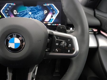2024 BMW 5-Series - photo 18