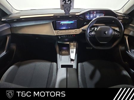 2023 Peugeot 308 - photo 2