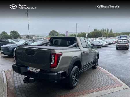 2026 Toyota Hilux - photo 2