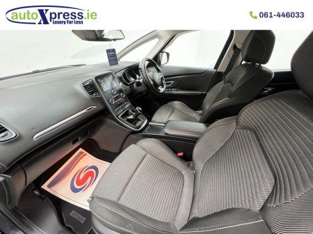 2019 Renault Scenic - photo 18