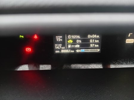 2018 Toyota Aqua - photo 15