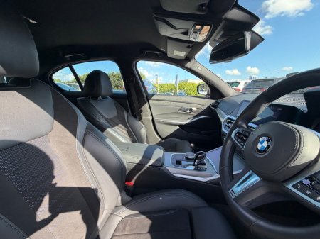 2021 BMW 3-Series - photo 15