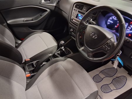 2016 Hyundai i20 - photo 4