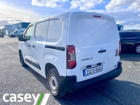 2023 Fiat Doblo - photo 2
