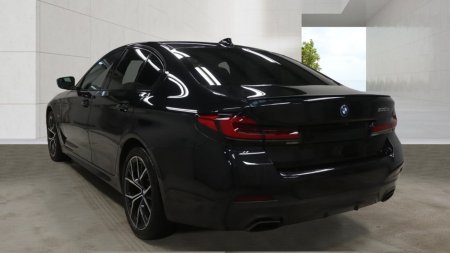 2023 BMW 5-Series - photo 4