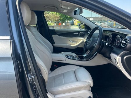 2016 Mercedes-Benz E-Class - photo 14