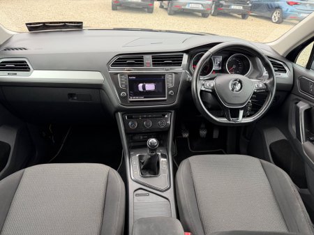 2017 Volkswagen Tiguan - photo 14