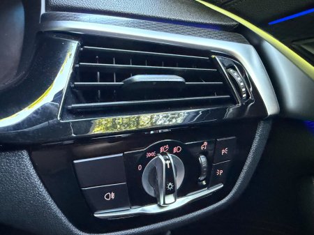 2021 BMW 5-Series - photo 26