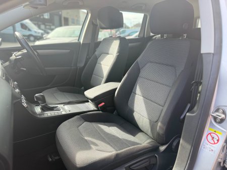 2014 Volkswagen Passat - photo 15