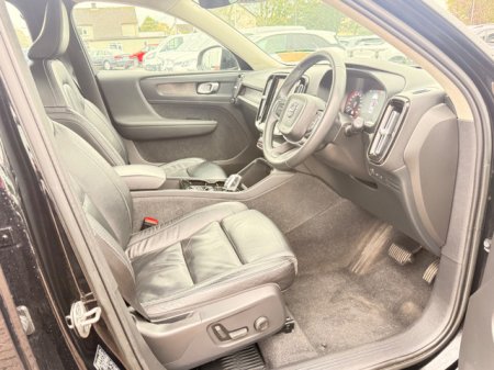 2023 Volvo XC40 - photo 10
