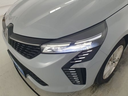 2025 Renault Clio - photo 40