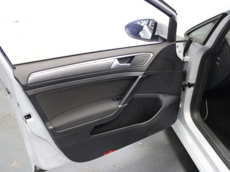 2019 Volkswagen Golf - photo 33