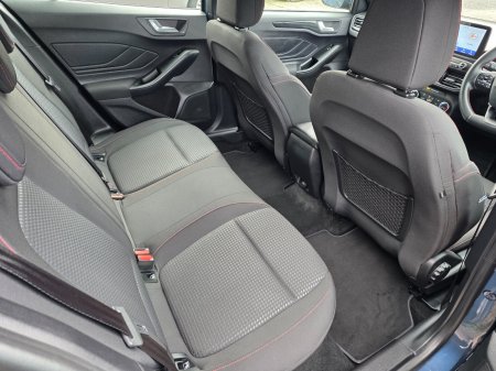 2020 Ford Focus - photo 13