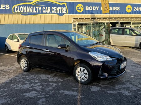 2017 Toyota Vitz - photo 4