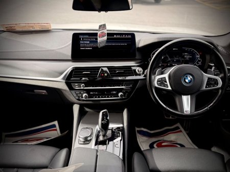 2023 BMW 5-Series - photo 13