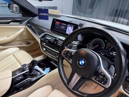 2017 BMW 5-Series - photo 22