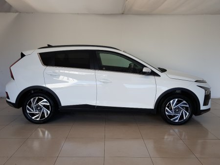 2024 Hyundai Bayon - photo 2