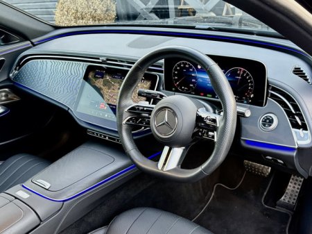 2025 Mercedes-Benz E 300 - photo 17