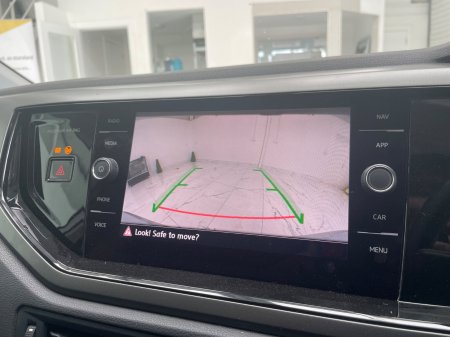 2019 Volkswagen Polo - photo 17