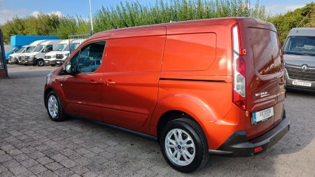 2022 Ford Transit Connect - photo 17