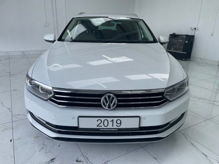 2019 Volkswagen Passat - photo 9