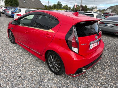 2015 Toyota Aqua - photo 5