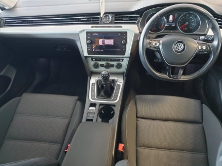 2018 Volkswagen Passat - photo 10