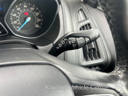 2016 Ford Focus - photo 25
