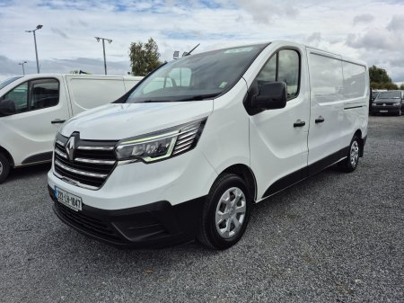 2022 Renault Trafic - photo 2