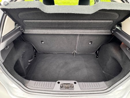 2013 Ford Fiesta - photo 13
