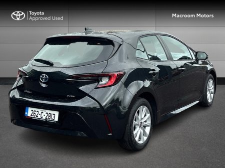 2026 Toyota Corolla - photo 2