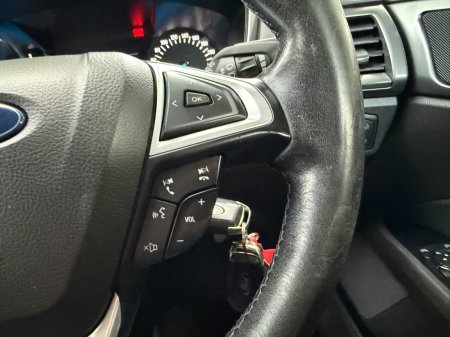2016 Ford Mondeo - photo 18