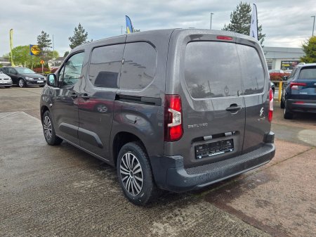 2021 Citroen Berlingo - photo 2
