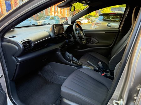 2022 Toyota Yaris - photo 10