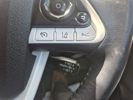 2017 Toyota Prius - photo 17