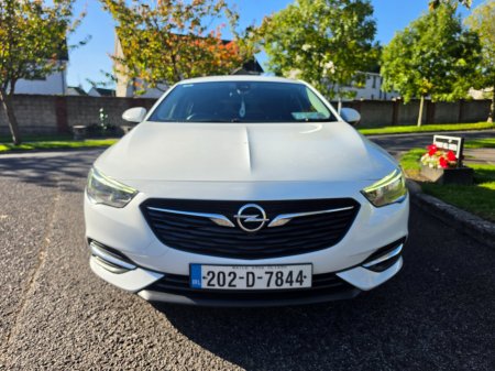 2020 Opel Insignia - photo 3