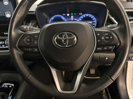 2024 Toyota Corolla - photo 13