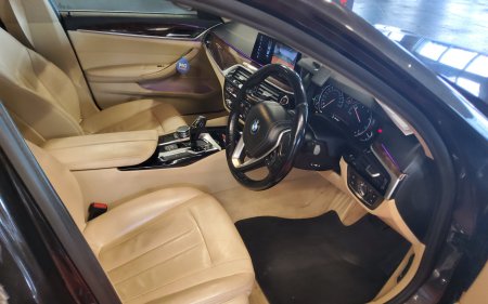 2017 BMW 5-Series - photo 12