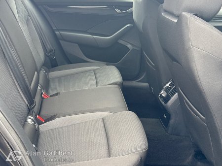 2022 Skoda Octavia - photo 9