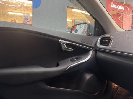 2018 Volvo V40 - photo 13