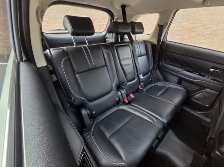 2016 Mitsubishi Outlander - photo 14