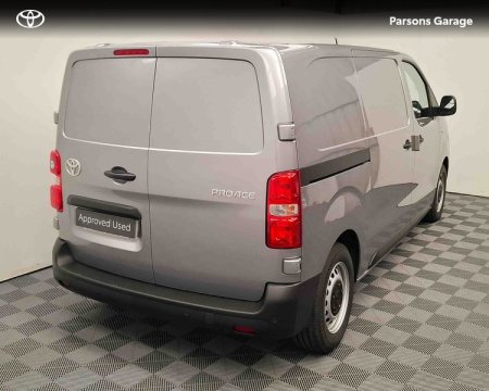 2026 Toyota Proace - photo 2