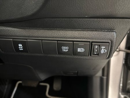 2023 Toyota Corolla - photo 13