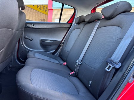 2013 Hyundai i20 - photo 21