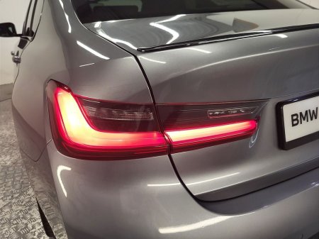 2024 BMW 3-Series - photo 19