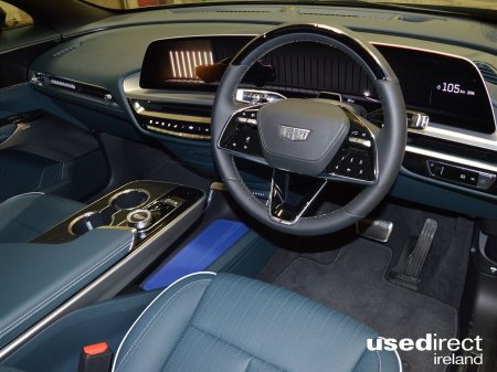 2026 Cadillac Lyriq - photo 8