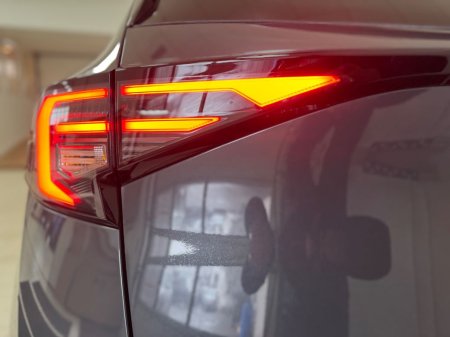 2025 Kia Sportage - photo 8