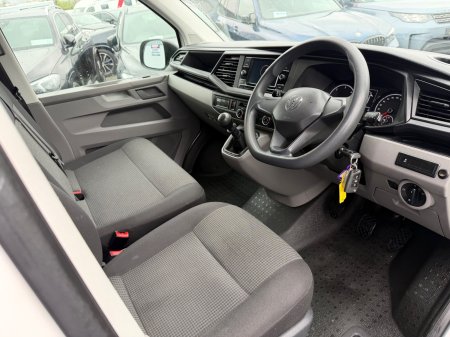 2022 Volkswagen Transporter - photo 9