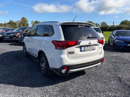 2016 Mitsubishi Outlander - photo 10