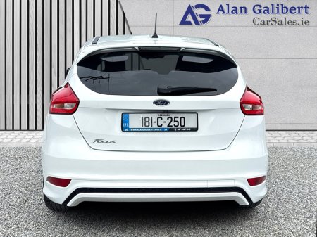 2018 Ford Focus - photo 6